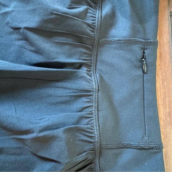 Spanx Get Moving 2-in-1 Short NWT Size L - Picture 5 of 8